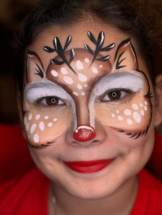 Christmas reindeer 🦌🎄❄️ #malujemeface #christmasfacepinting #vanocnimalovaninaoblice #malovaniodgabci...